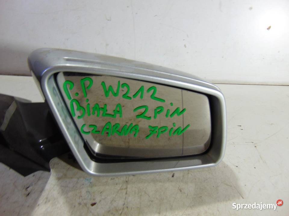 LUSTERKO PRAWE 9 PIN 775 MERCEDES W212