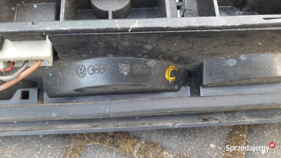 Oryginalne lampy tył vw Jetta 1 kompletna z świętokrzyskie Ostrowiec Świętokrzyski