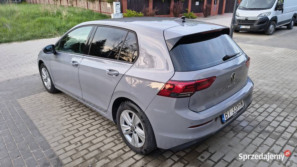 VOLKSWAGEN GOLF 10 eTSI Automat FVAT 23 niski poduszka powietrzna Białystok