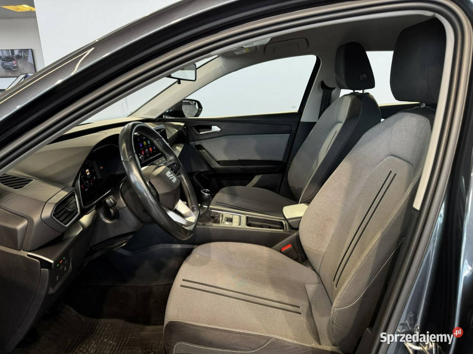 Seat Leon Style 15TSI 130 M6 20212022 r salon fa isofix Myślenice