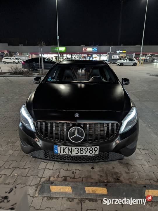 Mercedes A180 16 Benzyna Czarny Mat Panamericana Raków Duży