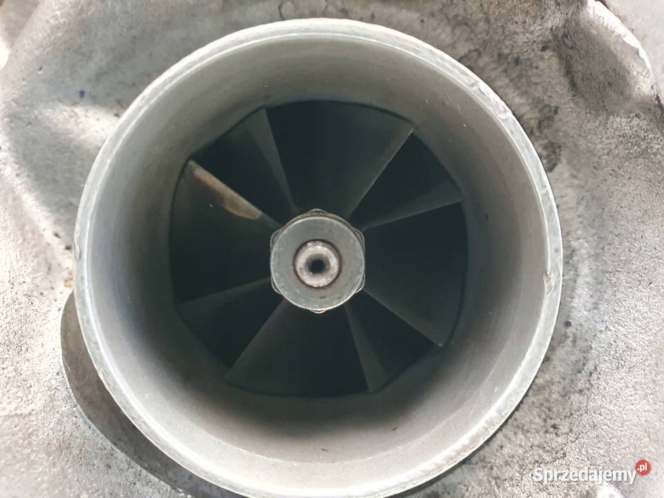 TURBOSPRĘŻARKA Audi A3 8L 18 T turbo 06A145704S Rudka