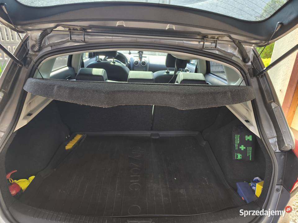 Nissan Qashqai 2l benzyna z instalacją LPG STAG Myszków