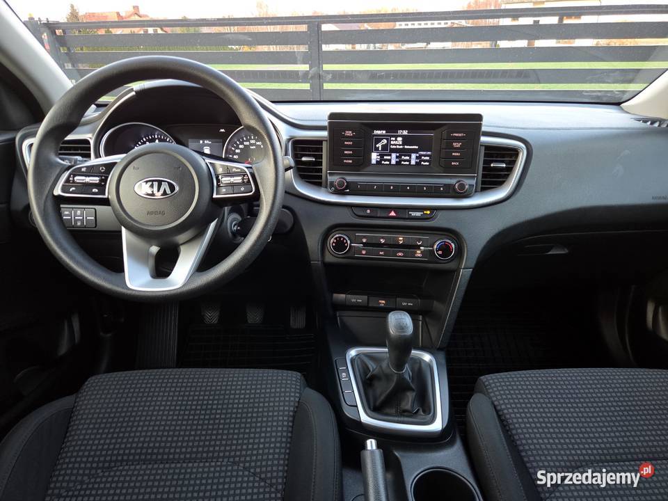 KIA CEED SalonPL 1WŁ 2021r 15GDi 160 135443 wspomaganie kierownicy sprzedam