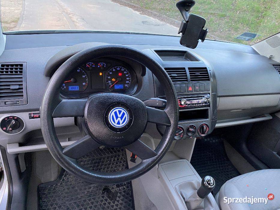 Volkswagen Polo z 2002 roku mazowieckie