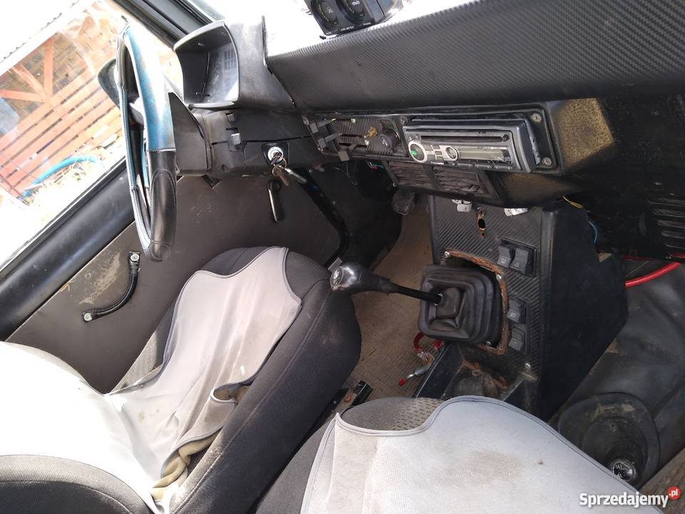 Sprzedam samochód terenowy z przyczepką Leszcze