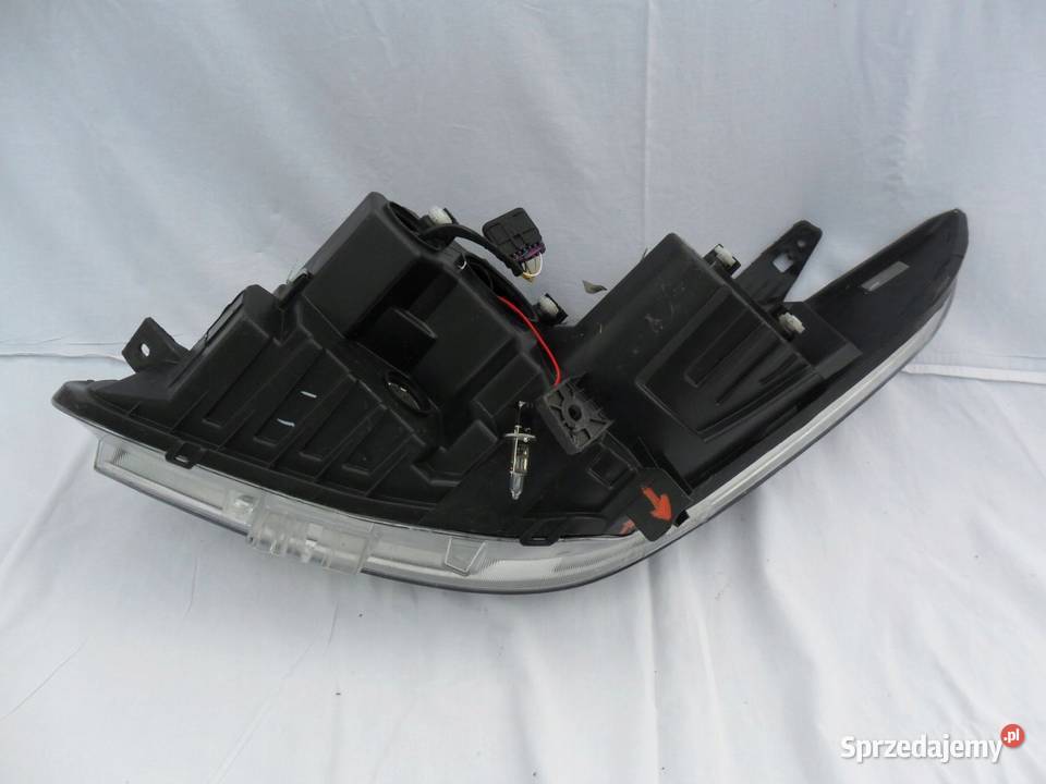 Maxus EDeliver 3 reflektor prawy przedni lampa wielkopolskie Nowy Tomyśl