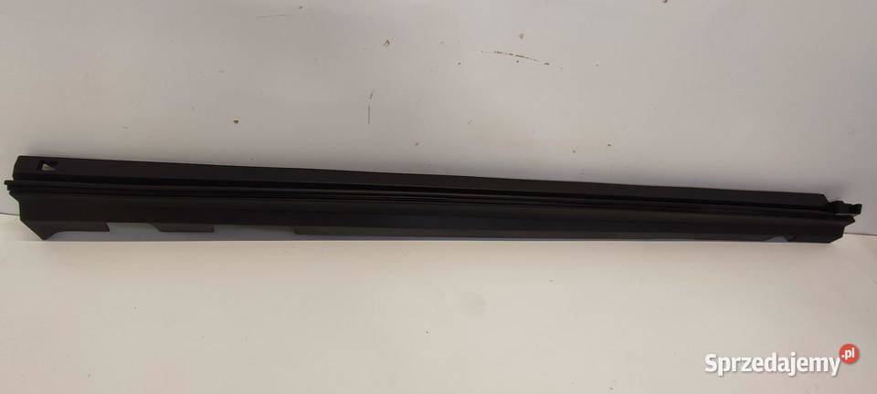 VOLVO XC40 LISTWA PROGOWA PRAWA 31448224 KTL osobowe