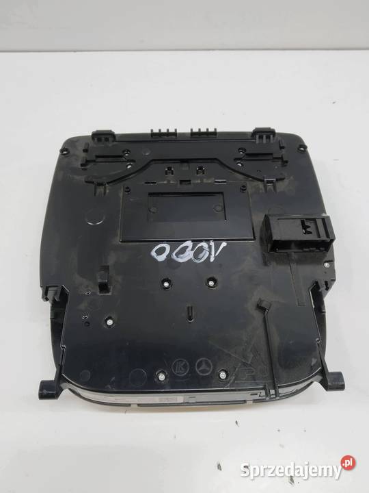 LAMPKA PODSUFITKI A0008275323 MercedesBenz