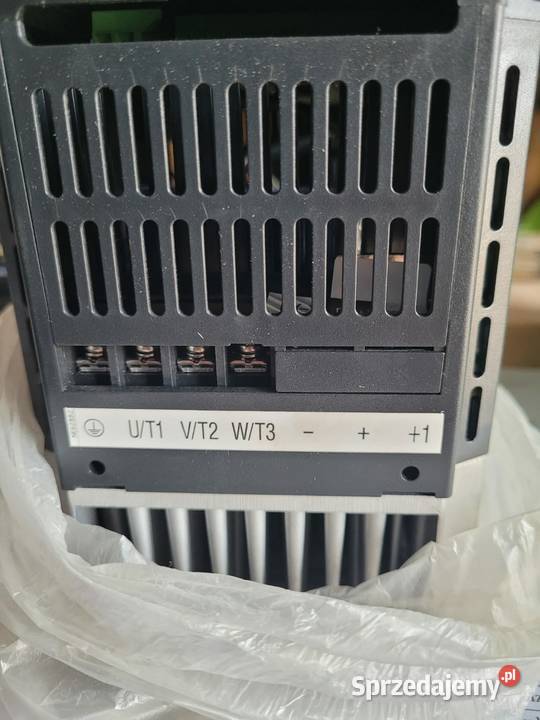 Hitachi L100L200JXinverter