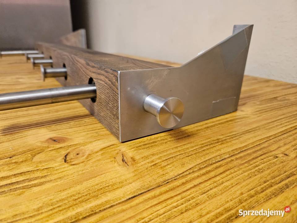 Dębowy wieszak ścienny WYSYWANE HACZYKI tulejki śląskie