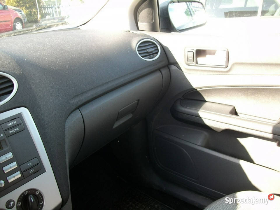 Ford Focus Automat perfekcyjny Stan16 benzyna sprzedam