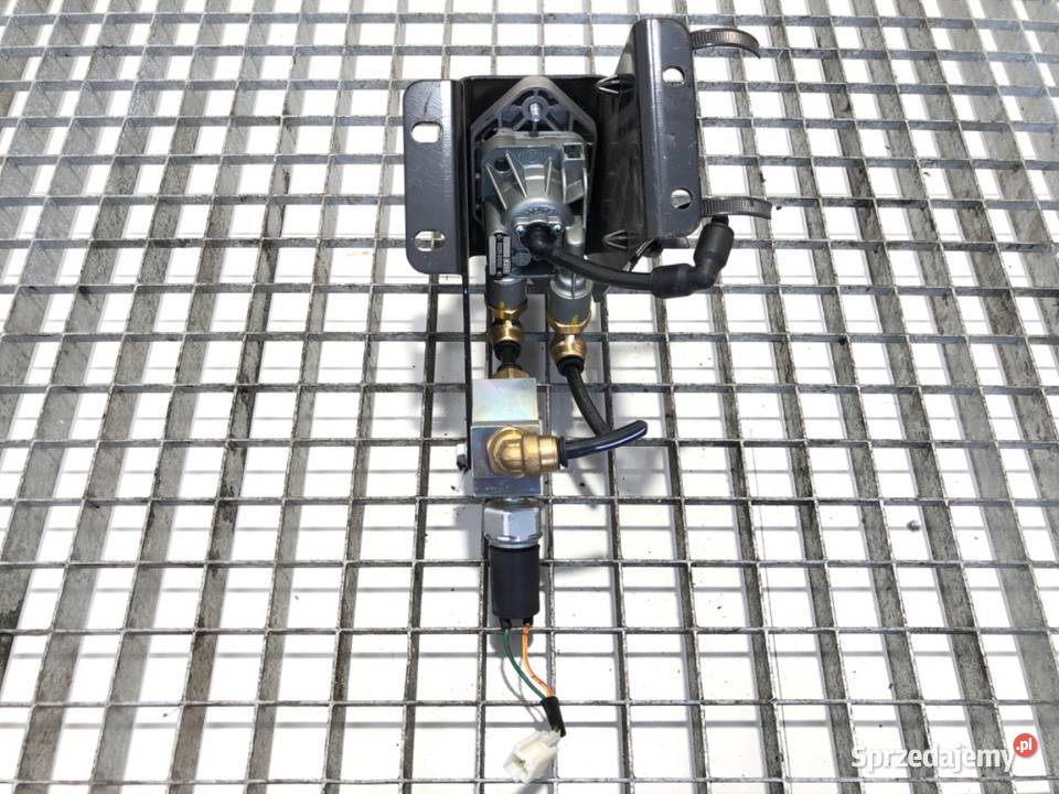 DZWIGNIA HAMULCA RĘCZNEGO RENAULT TRUCKS D ciężarowe