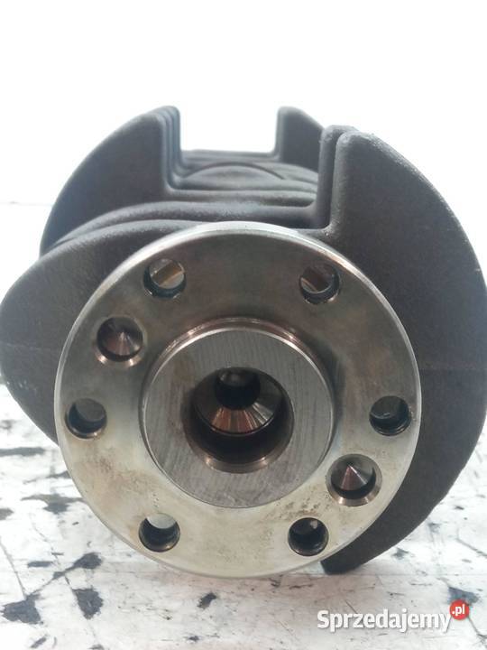 WAŁ KORBOWY 55560953 16 16V A16XER Opel Astra IV