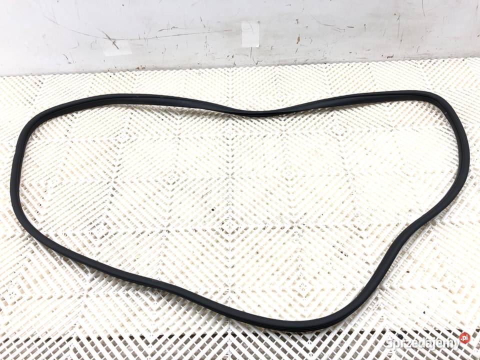 USZCZELKA DRZWI PRZÓD LEWA KIA CEED Crossover osobowe