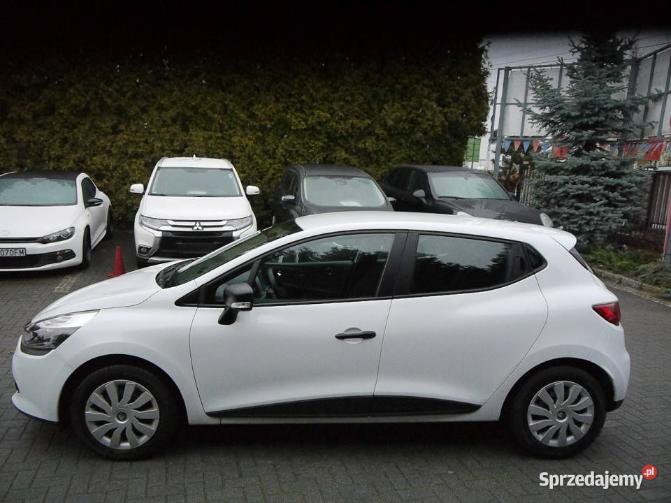 Renault Clio 12 zwykły silnik Stan Idealny Ledy bluetooth Częstochowa