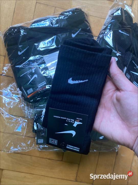 Skarpety Nike czarnegobiałego koloru