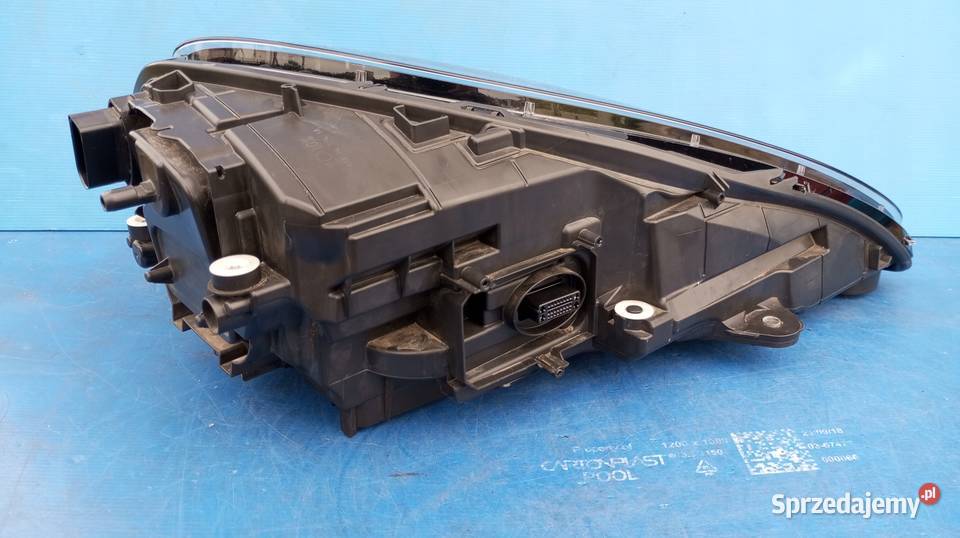 LAMPA LEWY PRZÓD IGŁA PORSCHE MACAN 95B wielkopolskie Nowy Tomyśl