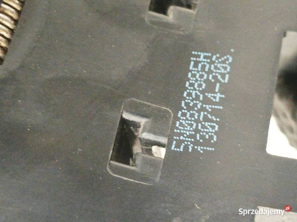 KLAMKA ZEWNĘTRZNA PRAWA TYŁ 5D HB LH5X osobowe Części samochodowe