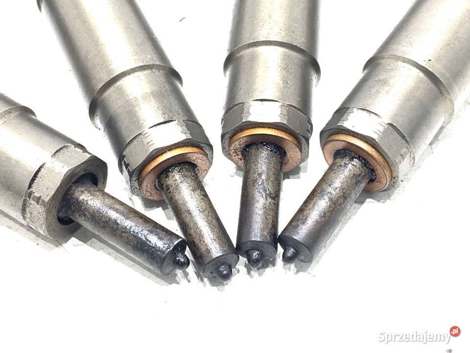 WTRYSKIWACZE KOMPLET AUDI A4 B8 03L130277 20 143 osobowe Wtryskiwacze