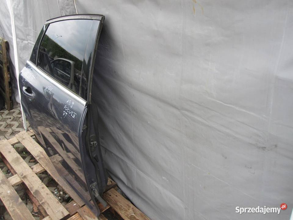 FORD FOCUS MK3 III 11r drzwi prawe tył kompletne świętokrzyskie