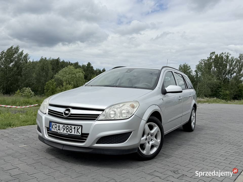 Opel Astra H III 17 CDTi 101 kombi Rok produkcji 2007 Samochody osobowe Będzin