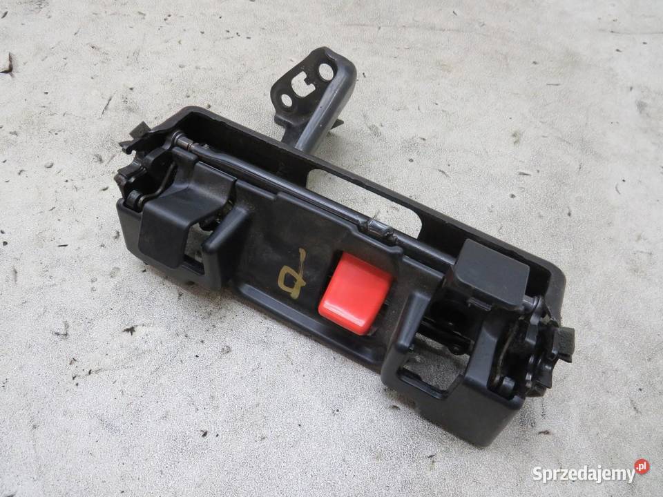 MOCOWANIE FOTELA PRAWE 3 RZĄD LAND CRUISER 120