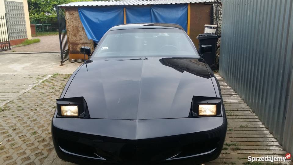 PONTIAC FIREBIRD CZARNY radio