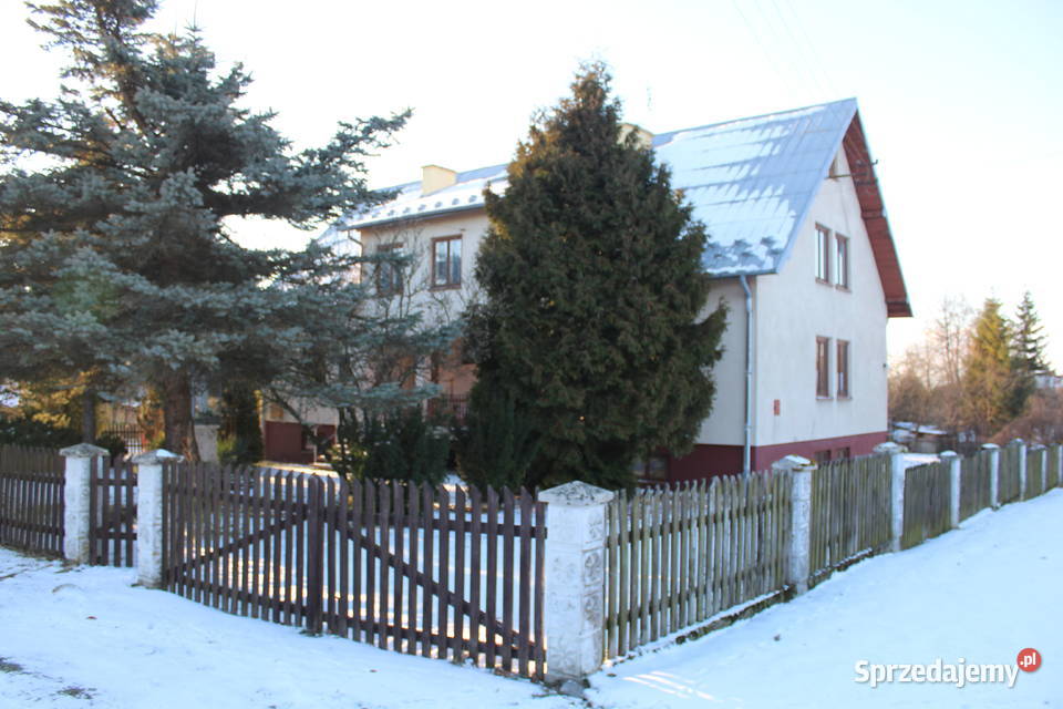 Dom wielkopowierzchniowy