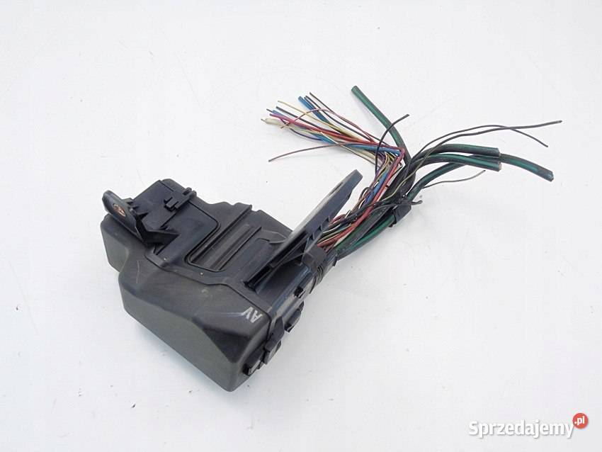 SKRZYNKA BEZPIECZNIKÓW BEZPIECZNIKOWA TOYOTA Pozostałe