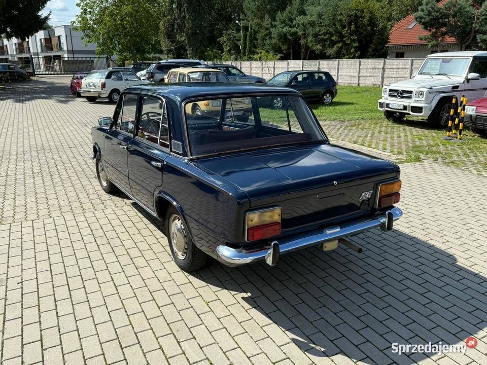 Fiat 124 Berlina pierwsza seria 1967 r Sprawny granatowy łódzkie Zgierz