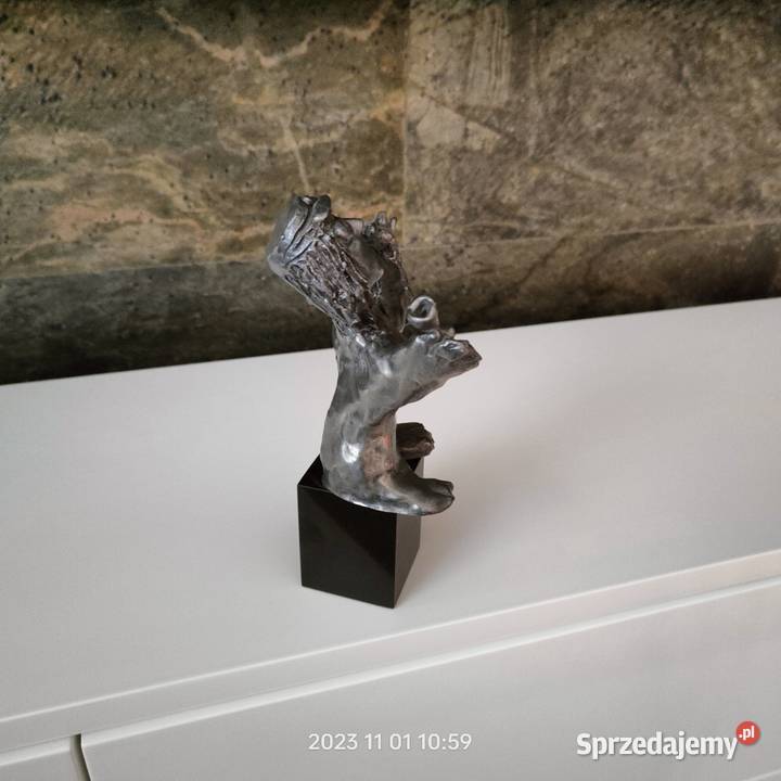 Figura odlew podstawa granit Rzeźby i figury sprzedam