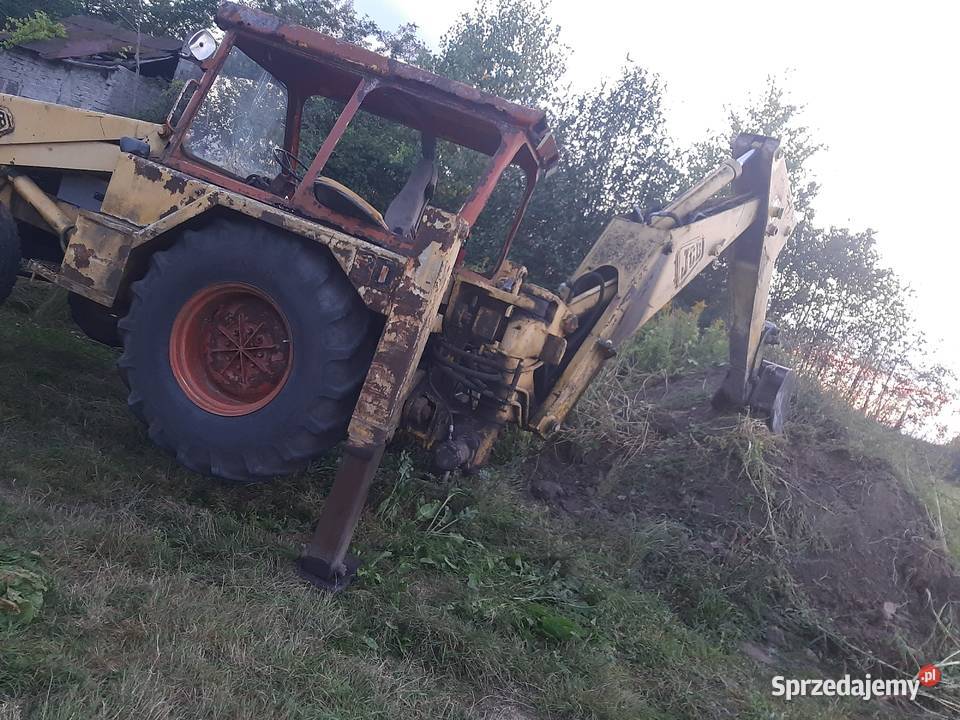 Koparwko ładowarka JCB 3IID Stopnica