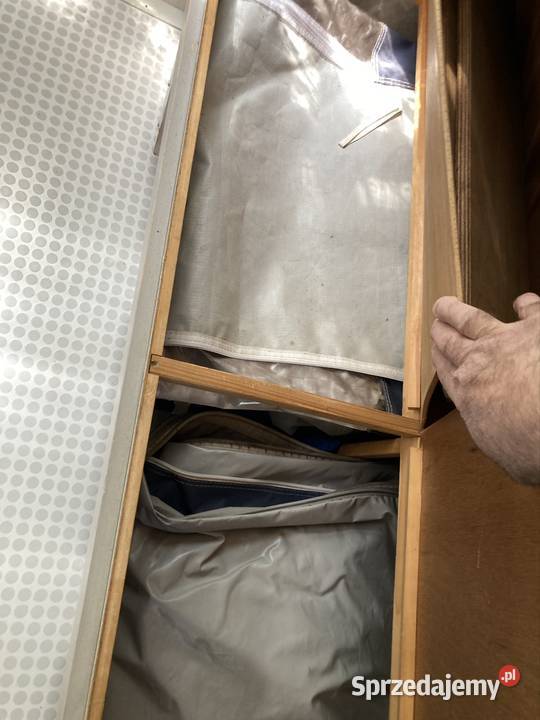 Przyczepa z przedsionkiem zarejestrowana świętokrzyskie Kielce