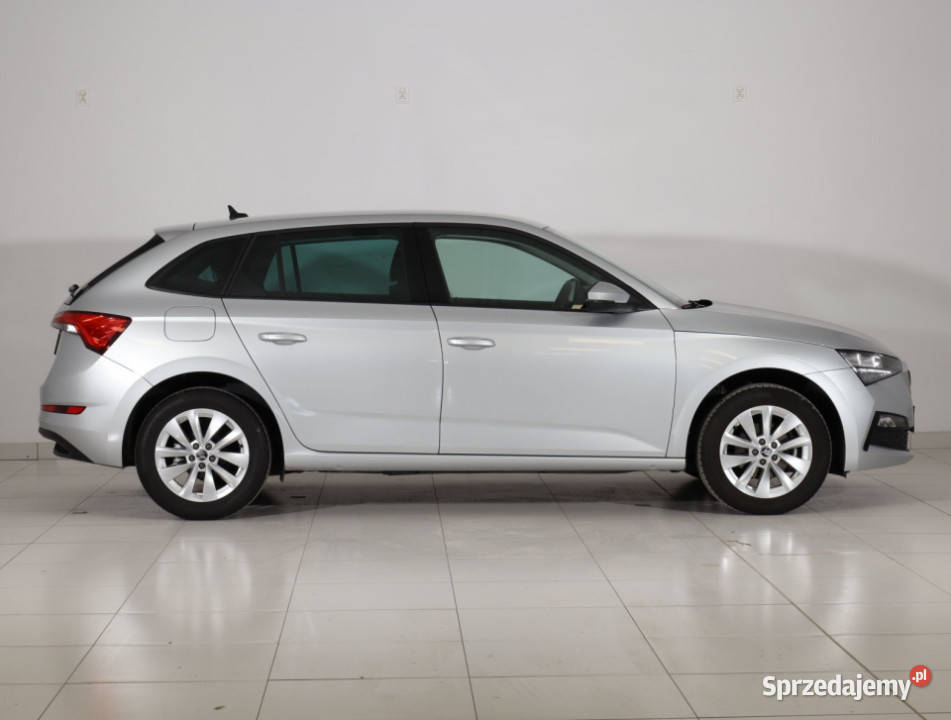 Skoda Scala 10 TSI srebrny Piaseczno