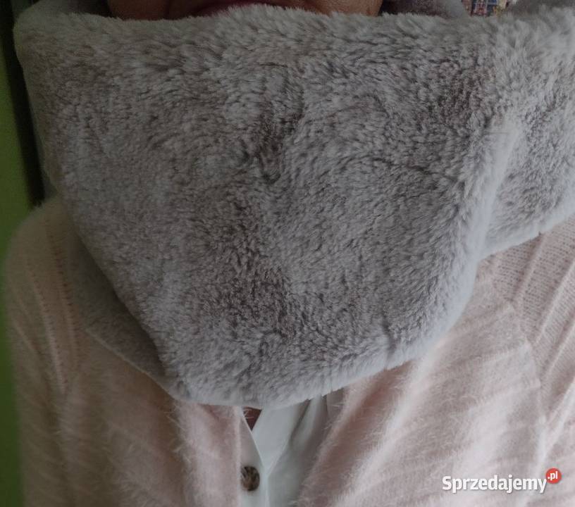 Szary Futrzany Komin kopertowy z Londynu szal małopolskie Kraków