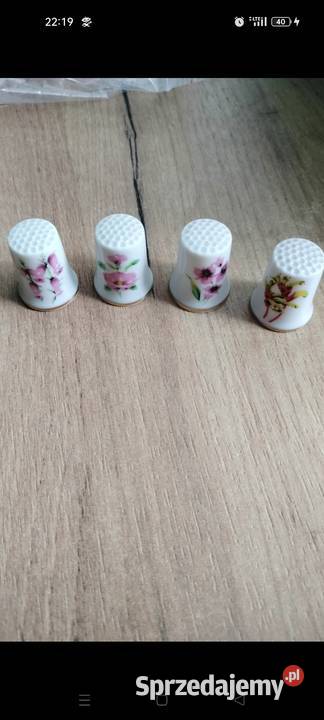 Porcelanowe naparstki kwiatki zestaw zachodniopomorskie Choszczno