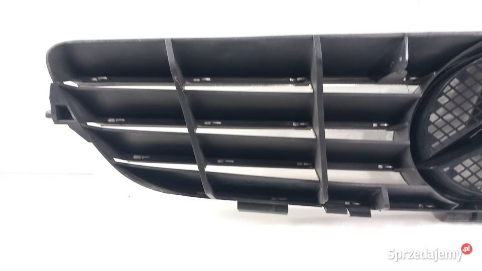 MERCEDES CLK W209 ATRAPA GRILL C744 Zbierkowo