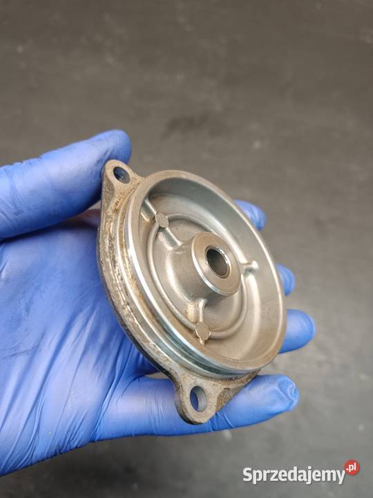 Osłona pokrywa dekiel kapa silnik części Suzuki Gołaczewy sprzedam