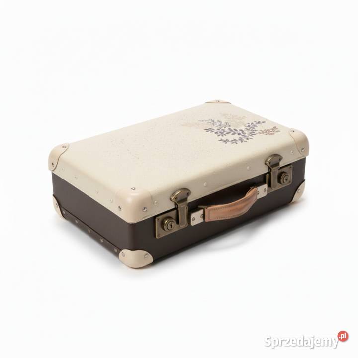 Walizka mała rodem z PRLU Starogard Gdański