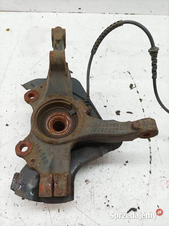 ZWROTNICA PRAWY PRZÓD 14 B 13388768 Opel Corsa V