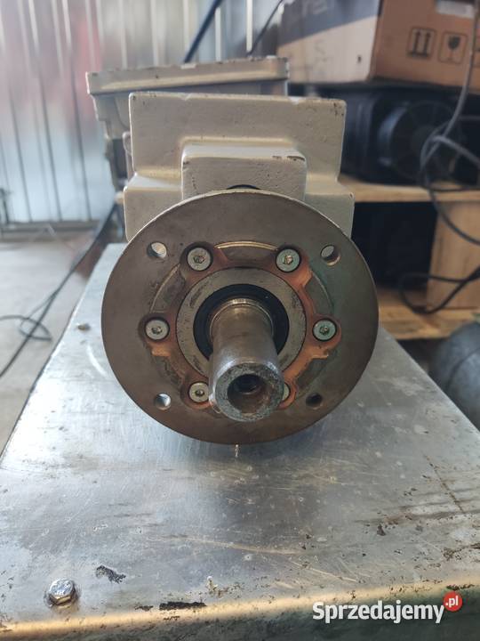 Motoreduktor prosty 025kw 400V 31obrmin kryza małopolskie Libusza