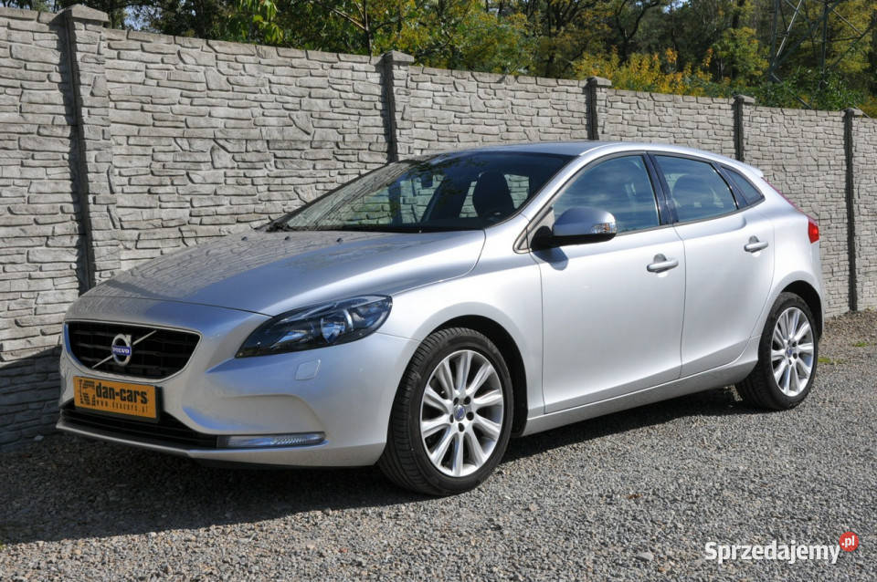 Volvo V40 16T 150 T3 Momentum Nowy Rozrząd i elektrochrom. lusterko wst. Volvo śląskie Dąbrowa Górnicza