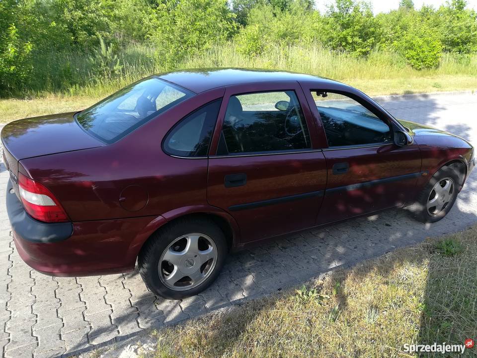 Opel Vectra B 16 16V centralny zamek Biłgoraj sprzedam