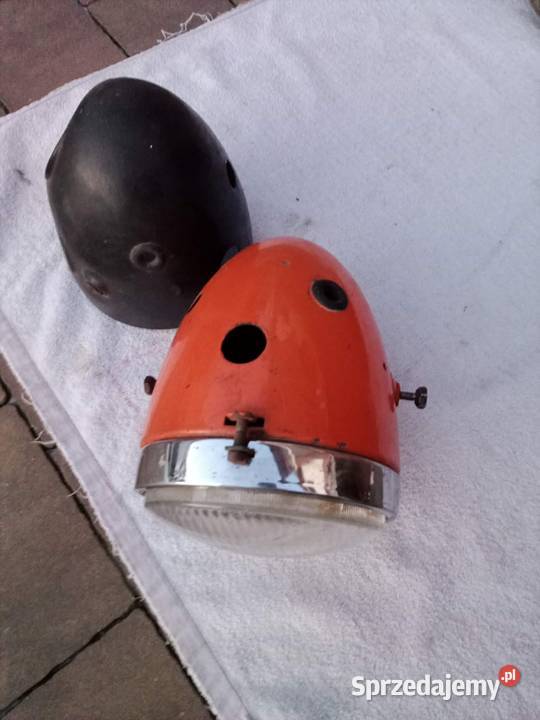 Lampa WSK Kobuz oryginalny lakier Obudowy lamp i żarówek Piszczac sprzedam