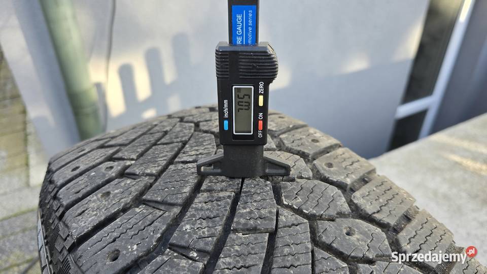 VOLVO XC 90 XC60 KOŁA ZIMOWE 2356517 Bieżnik sprzedam