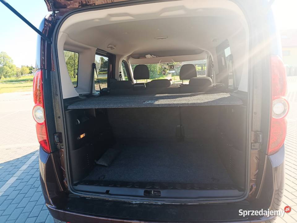 Fiat Doblo 2012 5 osobowy 16 MTJ 90 bogate nieuszkodzony Ostrów Wielkopolski