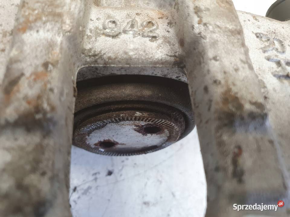 Volvo V40 II TYLNY ZACISK HAMULCOWY prawy tył Chełm