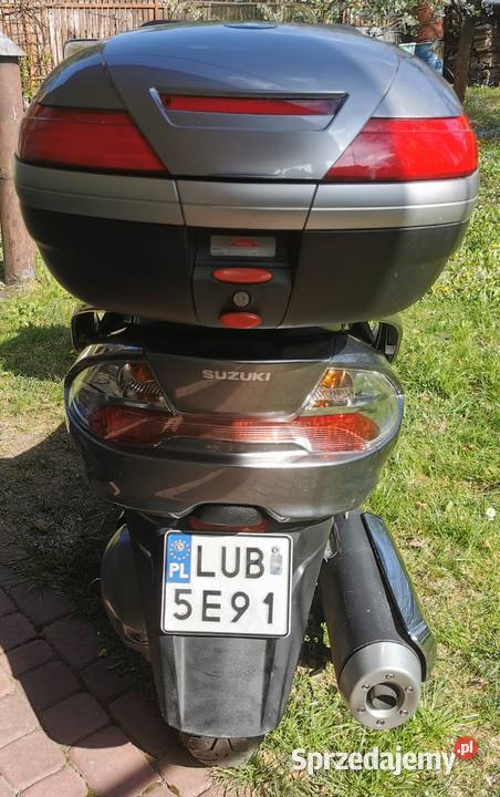 Burgman AN 400 K7 2007r z kufrem centralnym