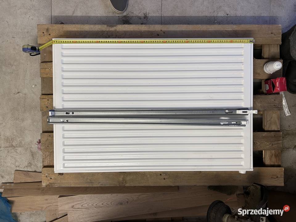 Grzejnik Purmo 90x60 listwy głowica Rąbień